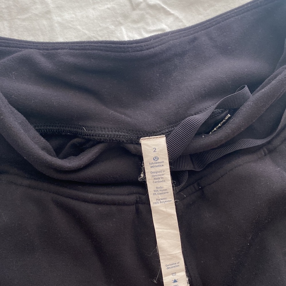 Lululemon joggers SKU1167 - Picture 3 of 4